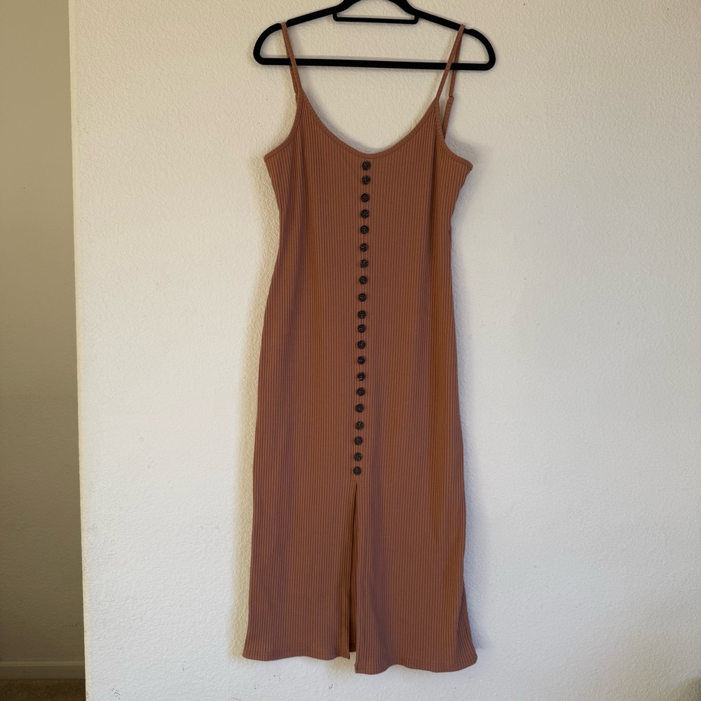 VICI Scarlett Ribbed Knit Midi Dress